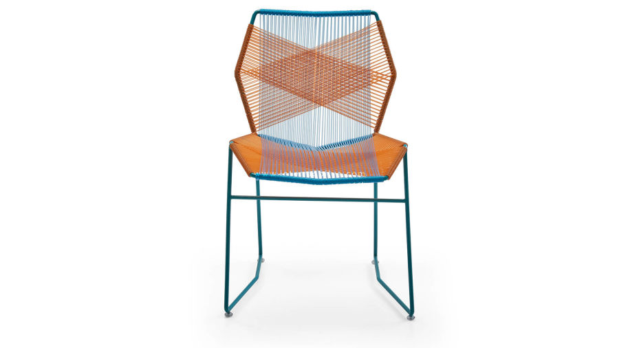 Sekizgen Turuncu-Mavi Örgülü Kırmızı Metal Sandalye
